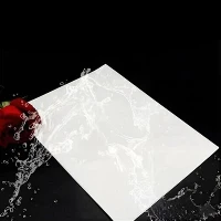 Tikketti li jwaħħlu waħedhom li ma jgħaddix ilma minnhom